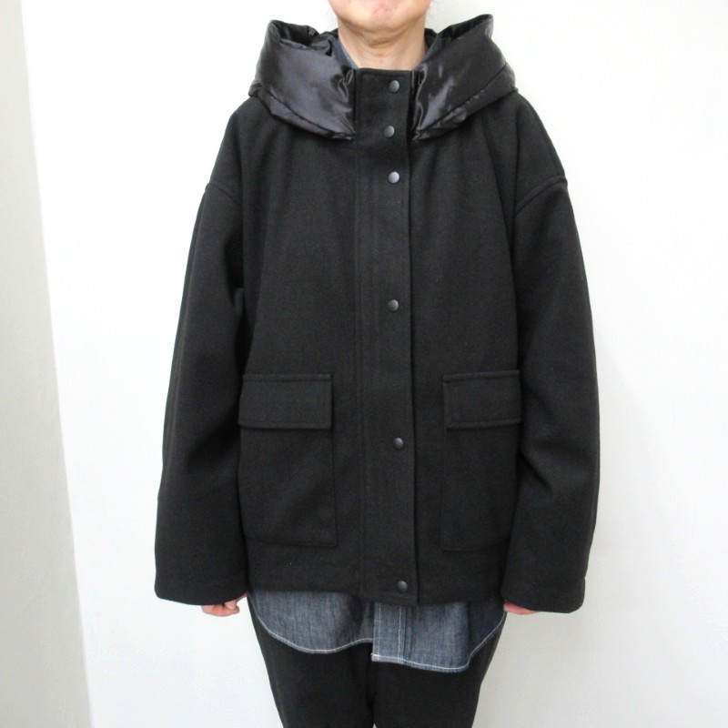 Audrey and John Wad  ダウンフードブルゾン  /BK190